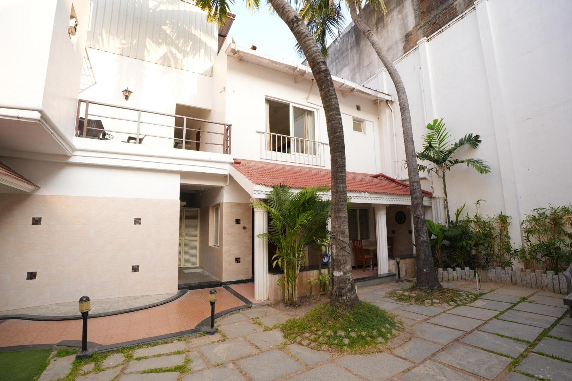 โรงแรมอเวนิว 11 เชนไน ภายนอก รูปภาพ